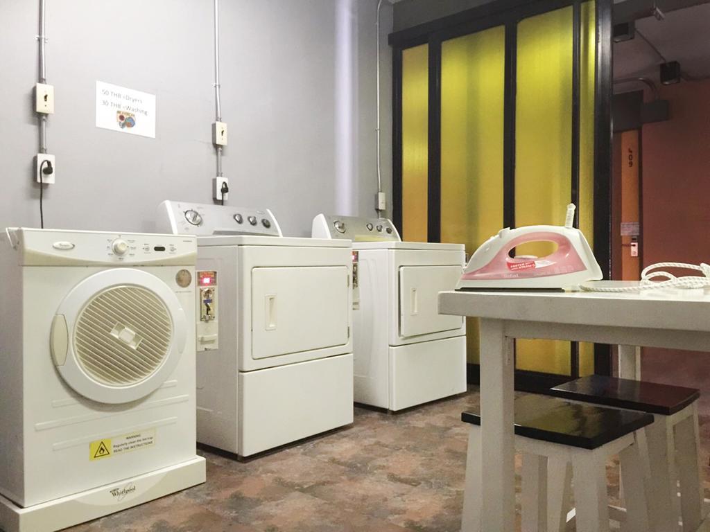 Saphaipae Hostel Бангкок Экстерьер фото