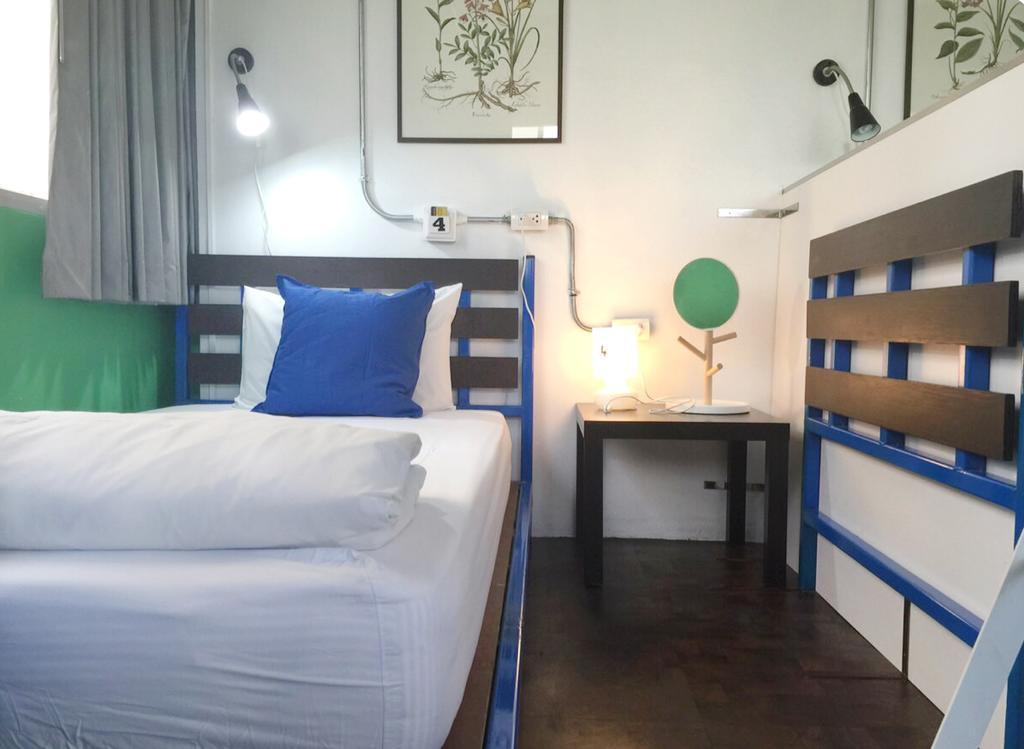 Saphaipae Hostel Бангкок Номер фото