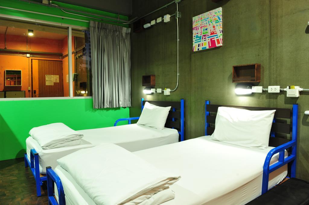 Saphaipae Hostel Бангкок Номер фото