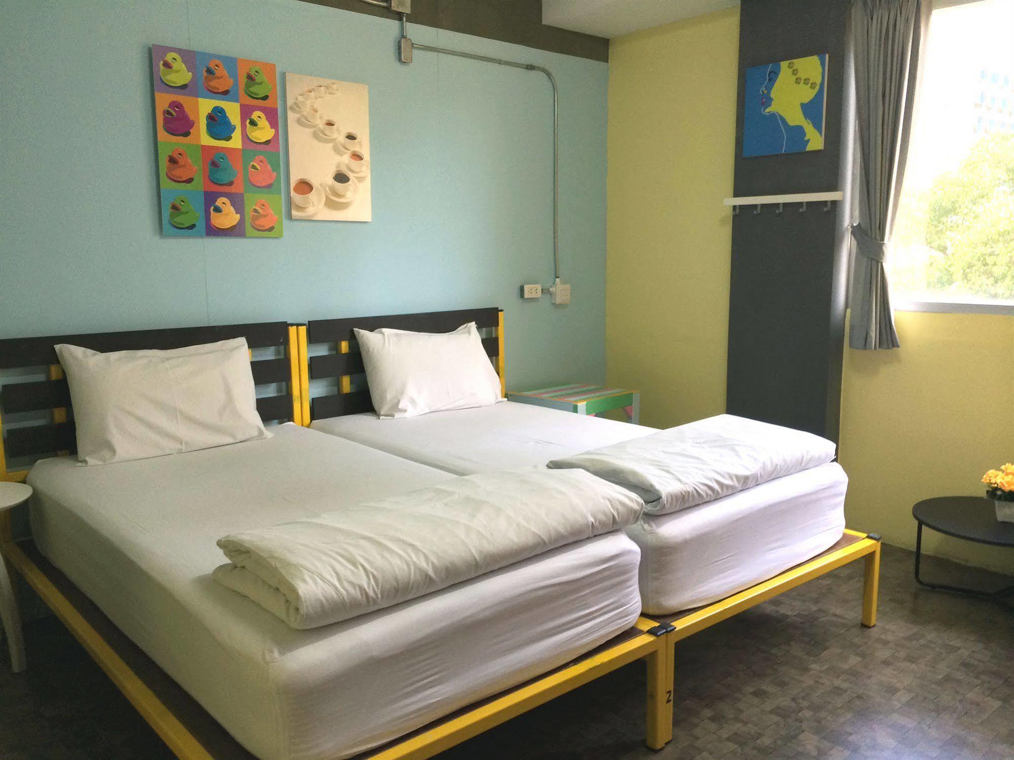 Saphaipae Hostel Бангкок Экстерьер фото